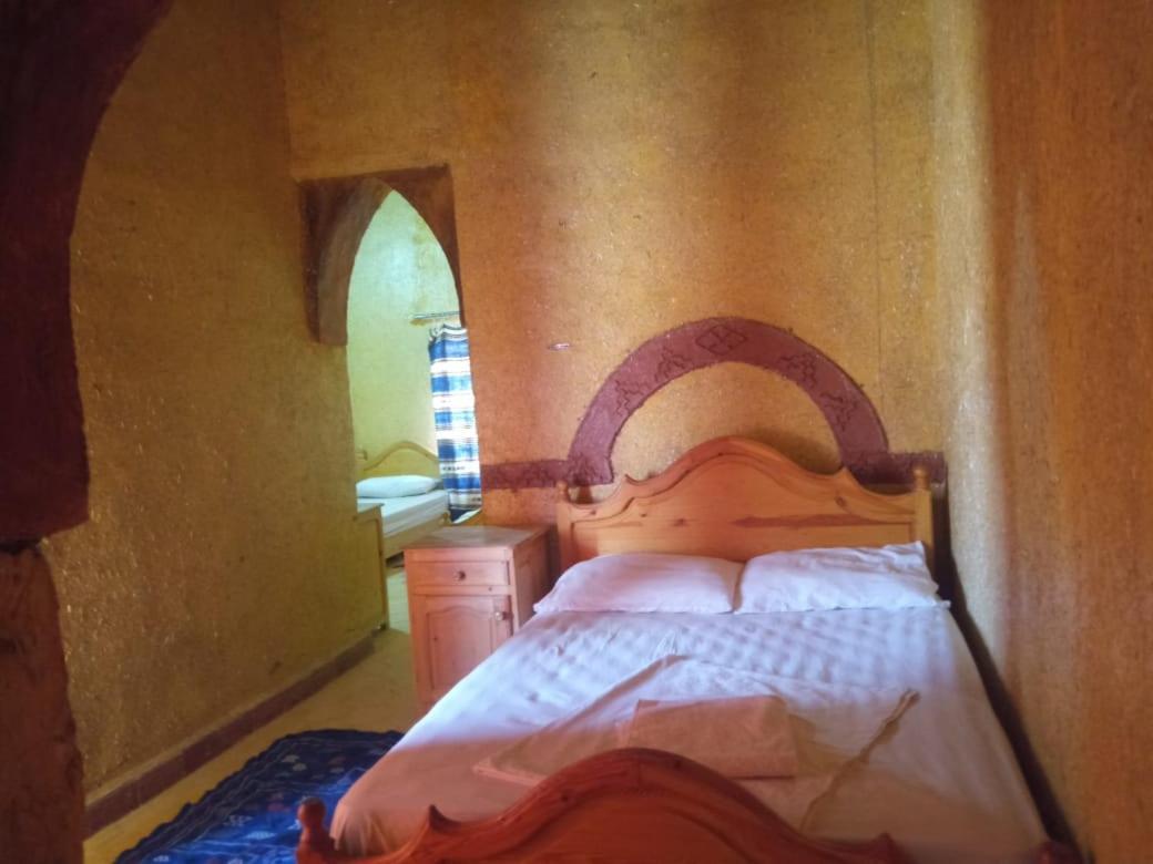 Les Pyramides Hotel Merzouga Exterior photo