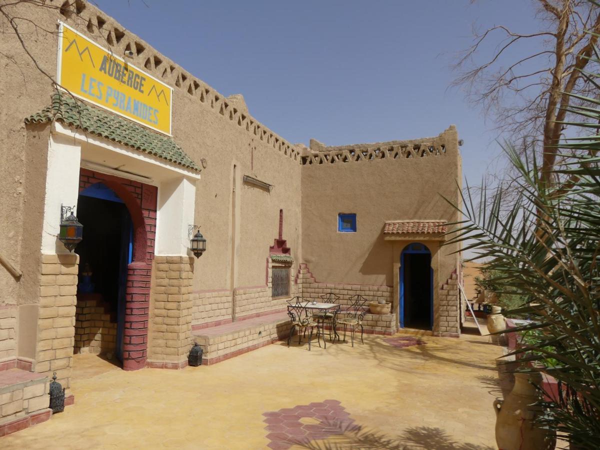 Les Pyramides Hotel Merzouga Exterior photo